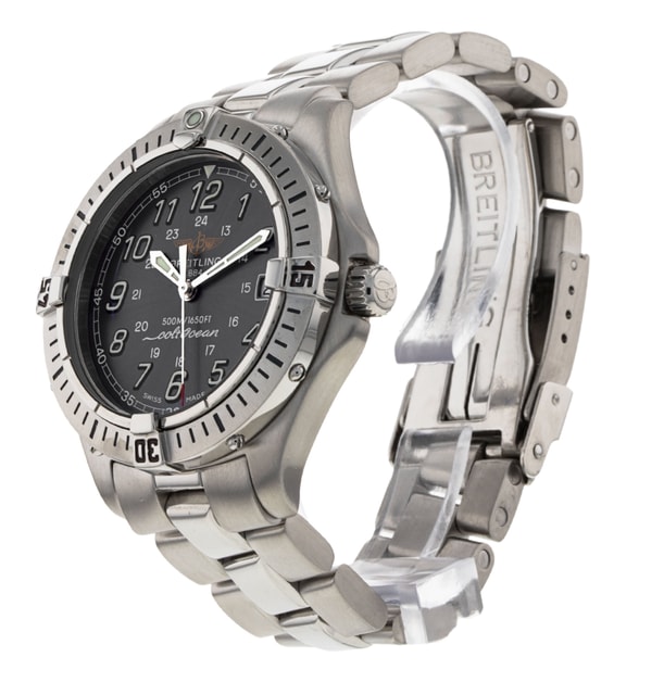 Breitling Colt Quartz A64350 Image 2